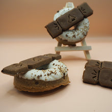 Load image into Gallery viewer, Christmas: Carob cracker dog doughnuts and biscuit pack