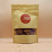 Load image into Gallery viewer, Beetroot heart dog treats freeshipping - Queens of the Bone Age